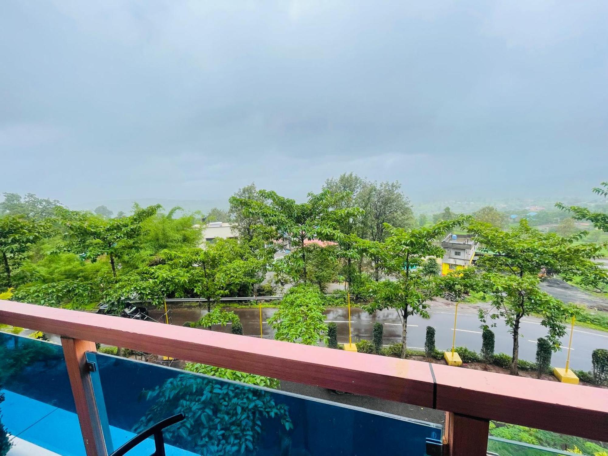 Natural Resort Panhāla Exterior photo